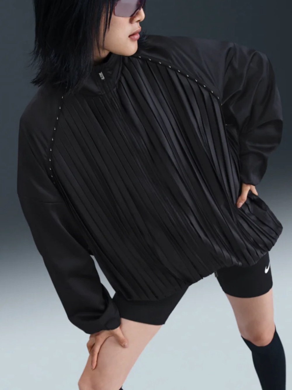 Nike Black Pleated Zip-Front Bomber Jacket (OVERSIZED) - Picture 6 of 7